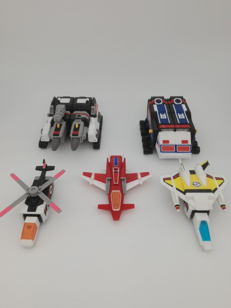 3D-printed Maskman Great Five component vehicles